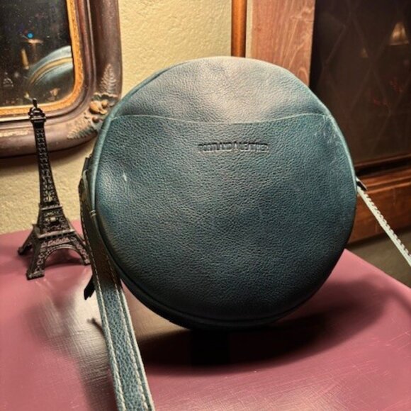 Portland Leather Circle Crossbody ~ Lagoon in Large Version (9 inches) - Picture 4 of 4